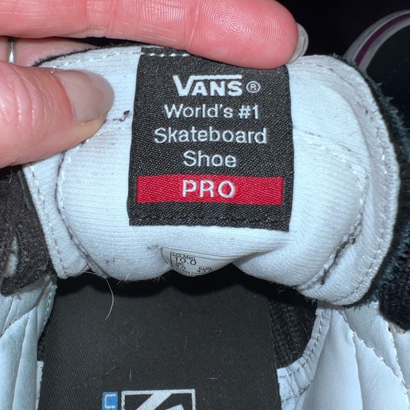 Limited edition Thrasher Vans - Picture 6 of 6